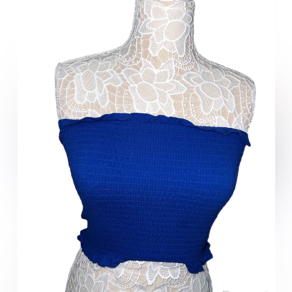 Gorgeous and Vibrant H&M Blue Tube top D25